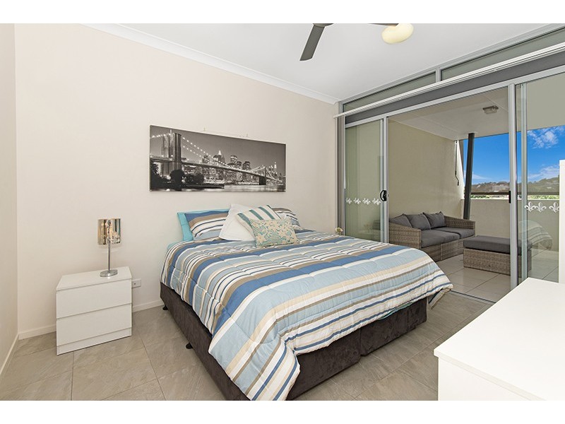 37/28 Landsborough Street, North Ward QLD 4810