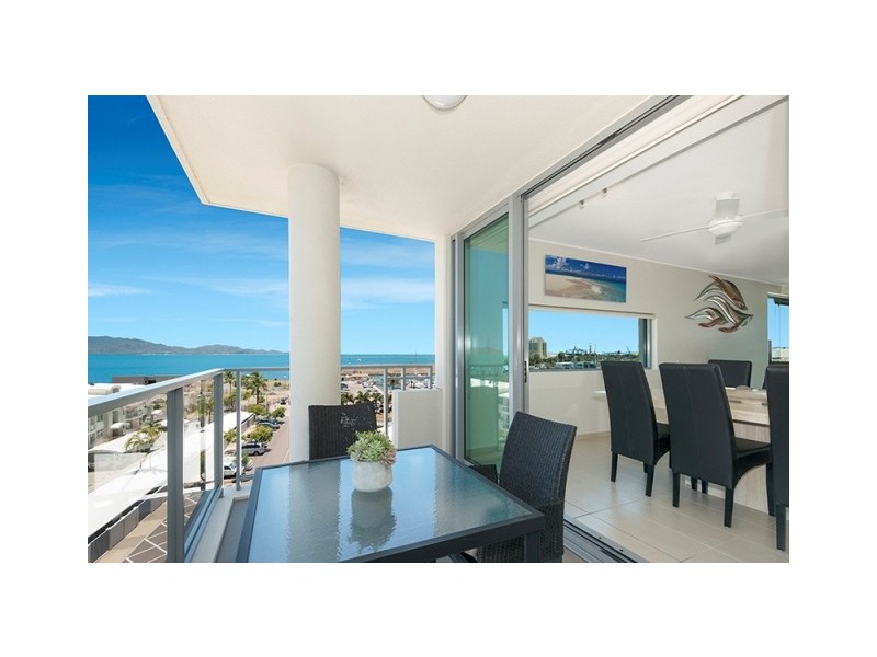 2601/6 Mariners Drive, Townsville City QLD 4810