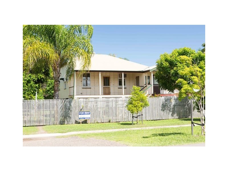 35 Davidson Street, South Townsville QLD 4810