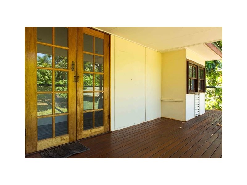 35 Davidson Street, South Townsville QLD 4810