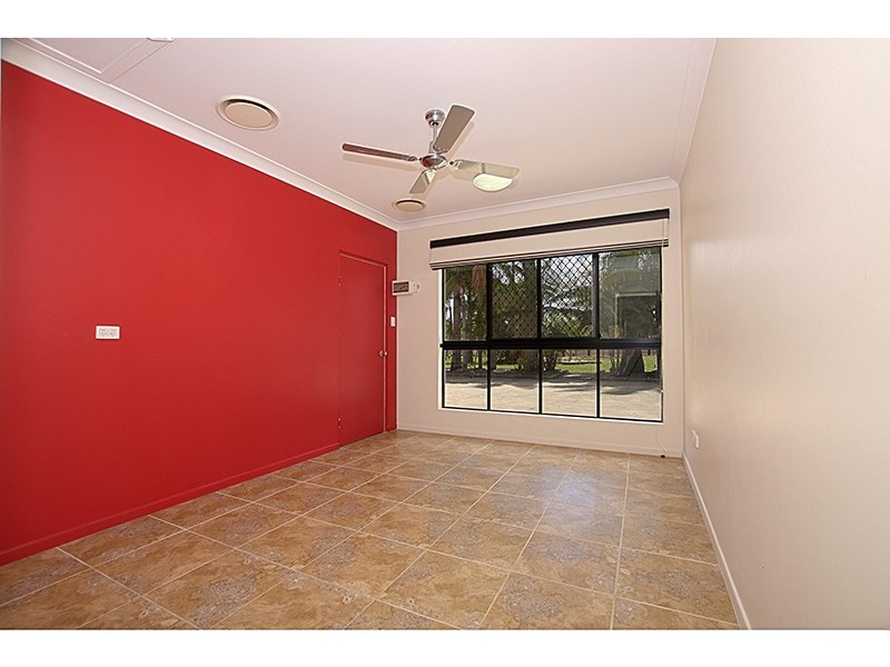 6 Golf Links Drive, Kirwan QLD 4817