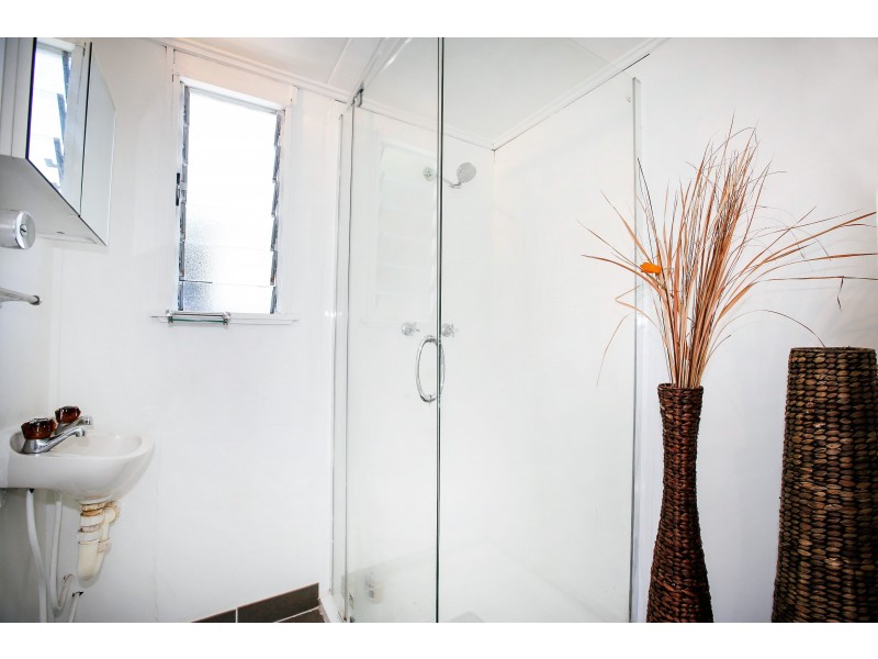 79 Eleventh Avenue, Railway Estate QLD 4810