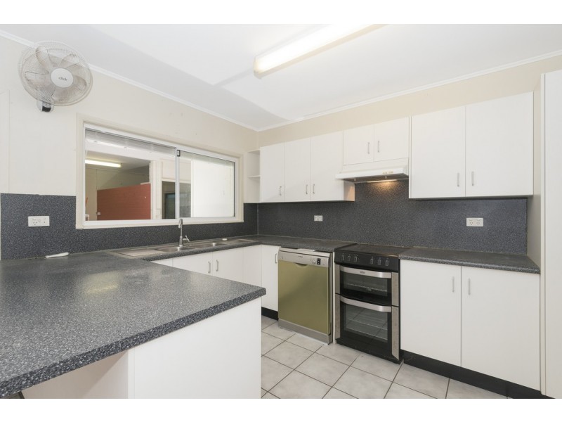 18 Werona Street, Mundingburra QLD 4812