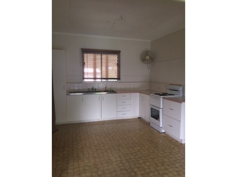 77 Anne Street, Aitkenvale QLD 4814