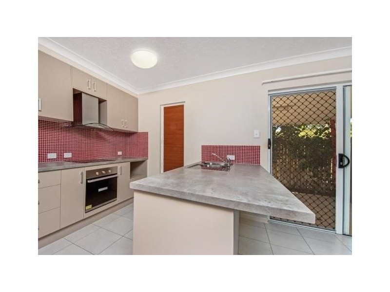 1/49 Brooks Street, Railway Estate QLD 4810