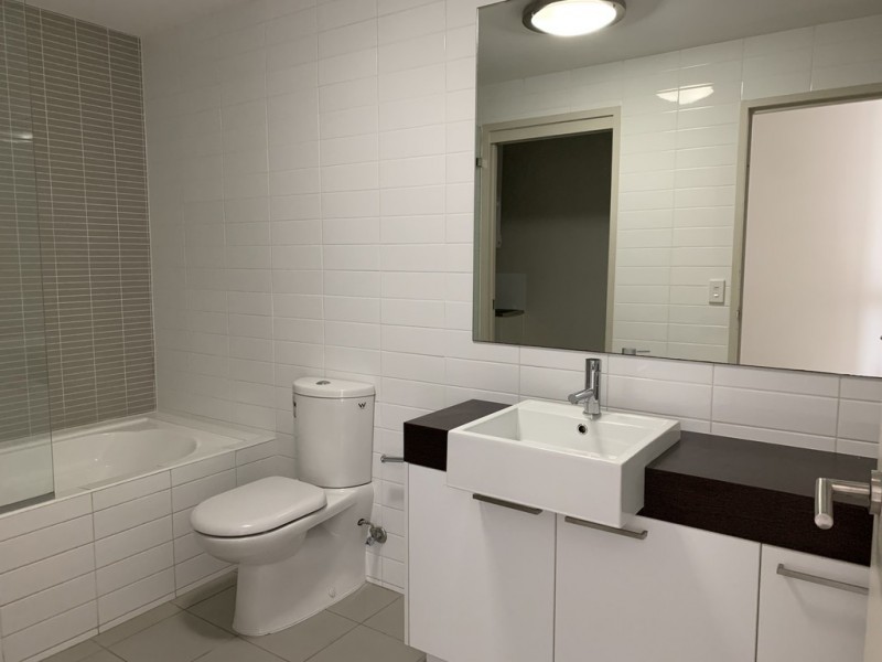 1706/84 Denham Street “DALGETY”, Townsville City QLD 4810
