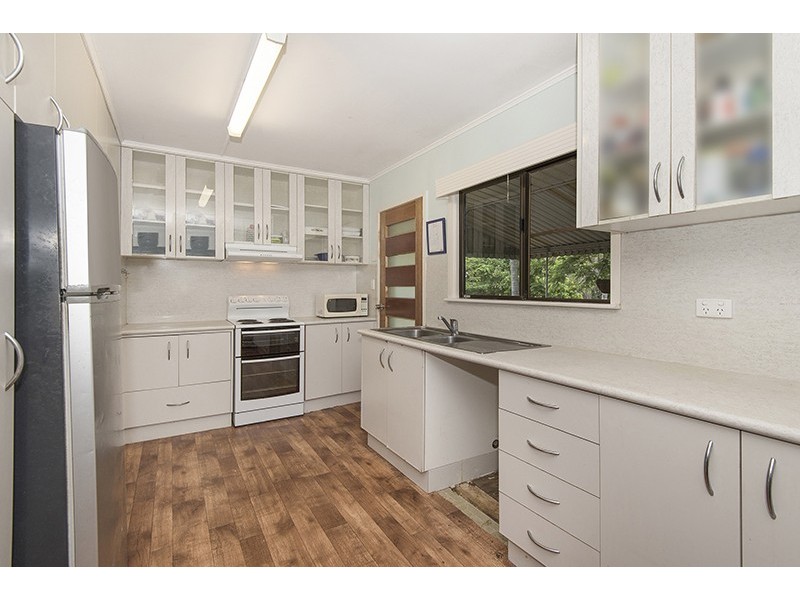 51 Barbarra Street, Picnic Bay, Magnetic Island QLD 4819