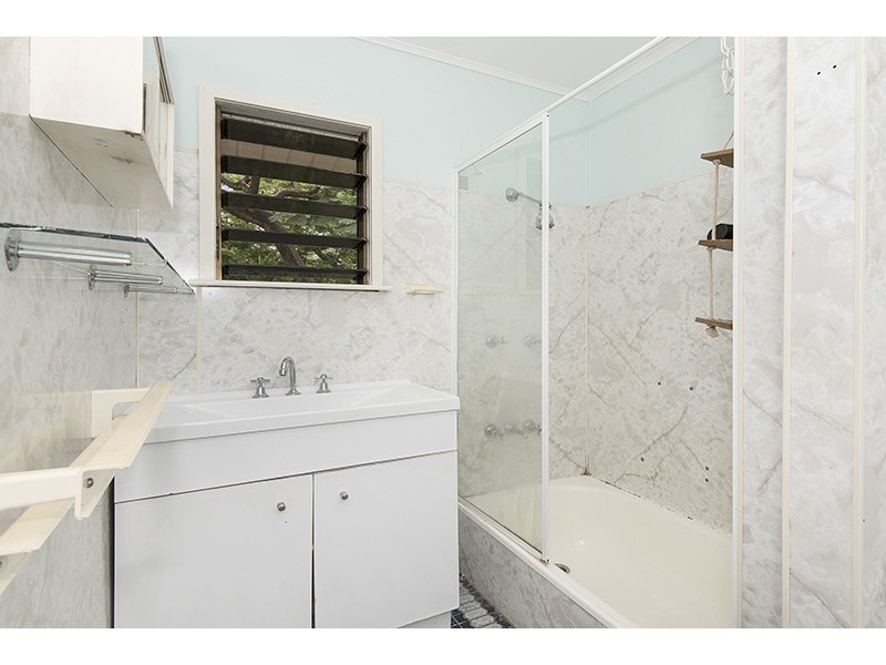 51 Barbarra Street, Picnic Bay, Magnetic Island QLD 4819