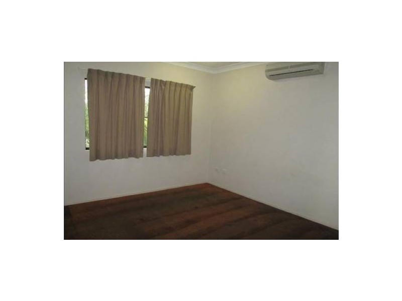 2/38 Percy Street, West End QLD 4810