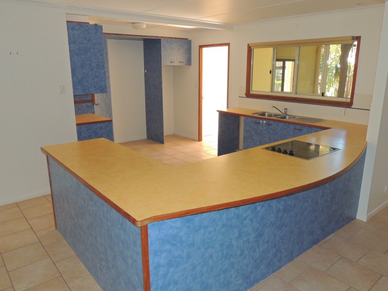 24 Sooning Street, Nelly Bay QLD 4819