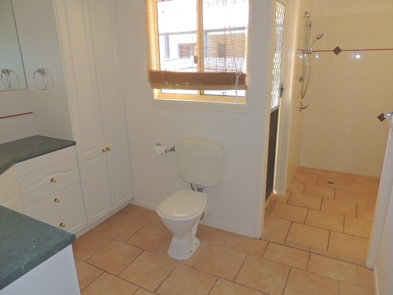 24 Sooning Street, Nelly Bay QLD 4819