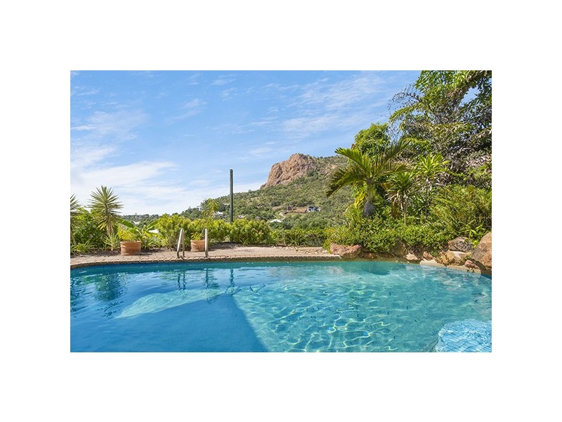 7 Landsborough Street, North Ward QLD 4810