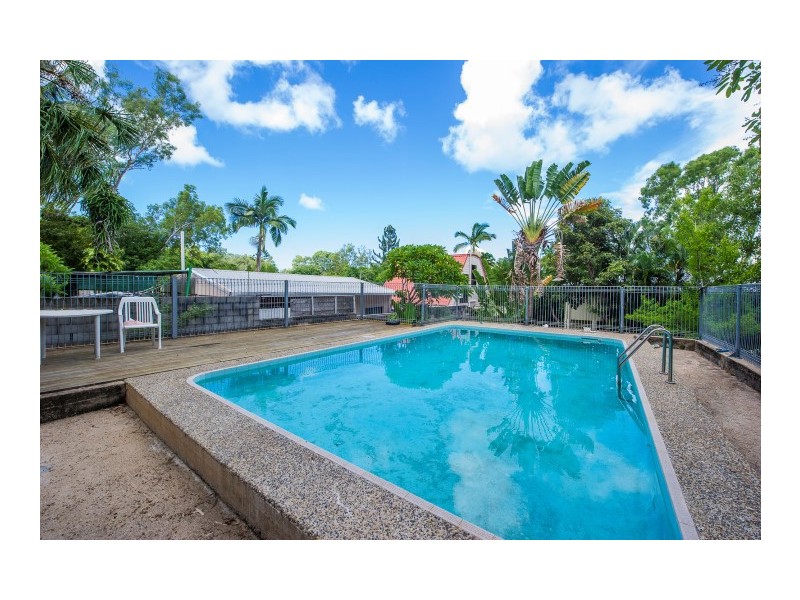 17 McCabe Crescent, Arcadia, Magnetic Island QLD 4819