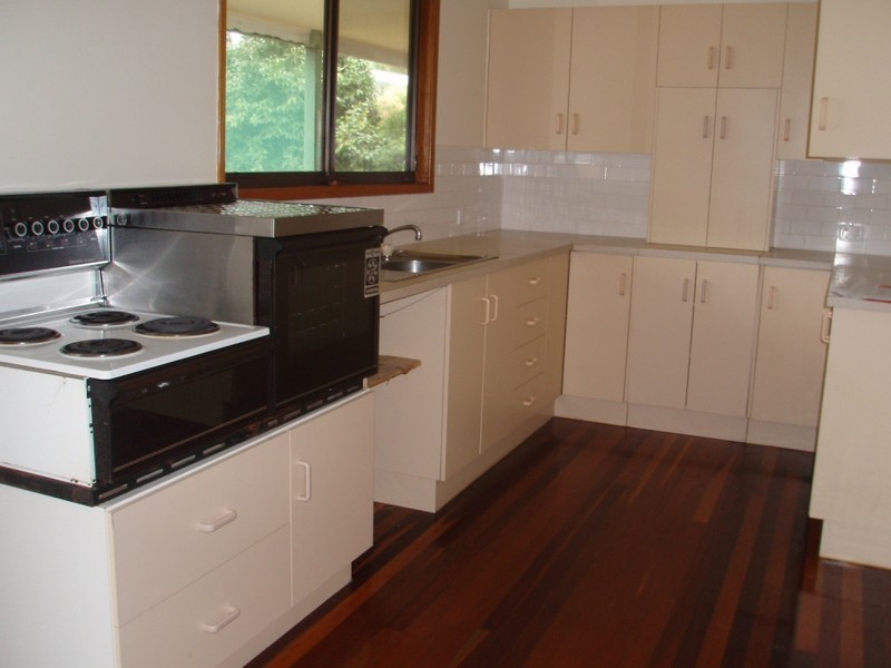 12 Somerset Street, Horseshoe Bay QLD 4819