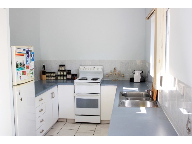 17 Compass Crescent, Nelly Bay QLD 4819