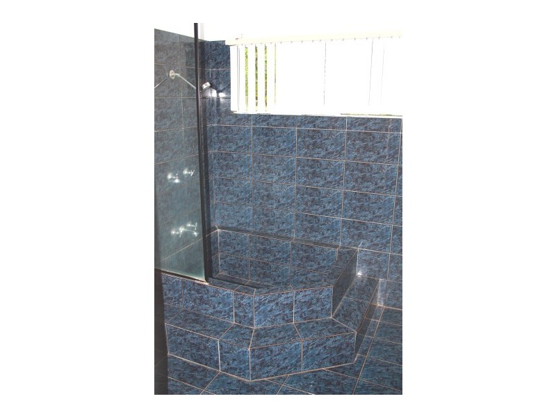 17 Compass Crescent, Nelly Bay QLD 4819