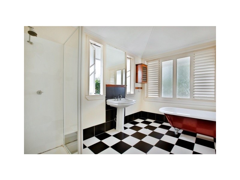 19 Sixth Street, South Townsville QLD 4810