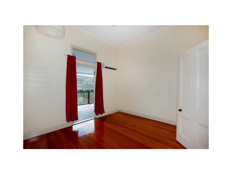 19 Sixth Street, South Townsville QLD 4810