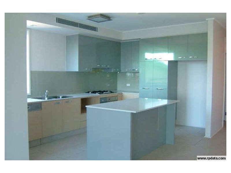 302/72 The Strand, North Ward QLD 4810