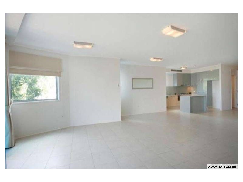 302/72 The Strand, North Ward QLD 4810