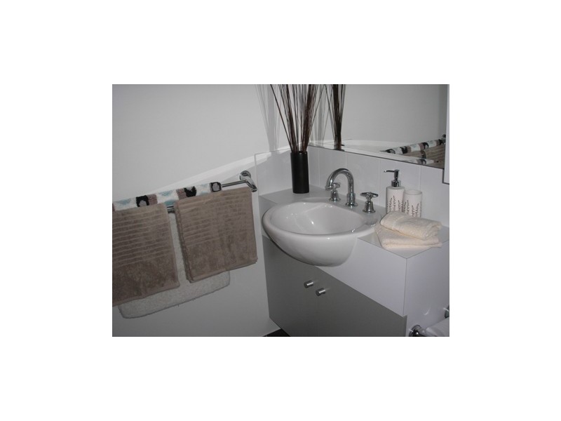 2/51-69 Stanley Steet, Townsville City QLD 4810