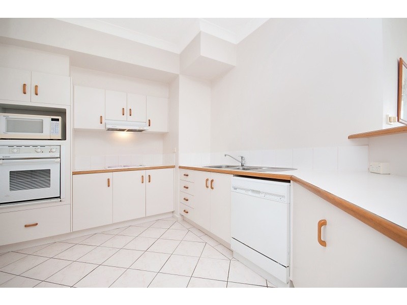 9A/3 The Strand, North Ward QLD 4810