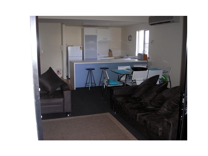 7/33 Plume Street, South Townsville QLD 4810