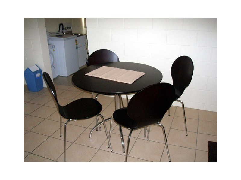 1/37 Hugh Street, Townsville West QLD 4810