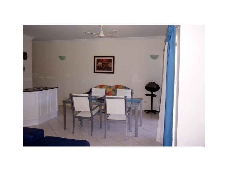 3/18 The Strand, North Ward QLD 4810