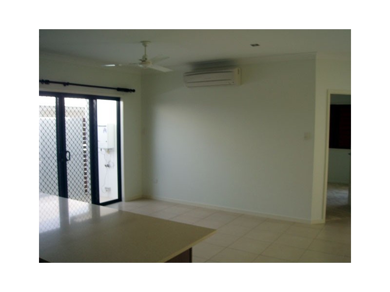 3 St Kilda Row, Douglas QLD 4814