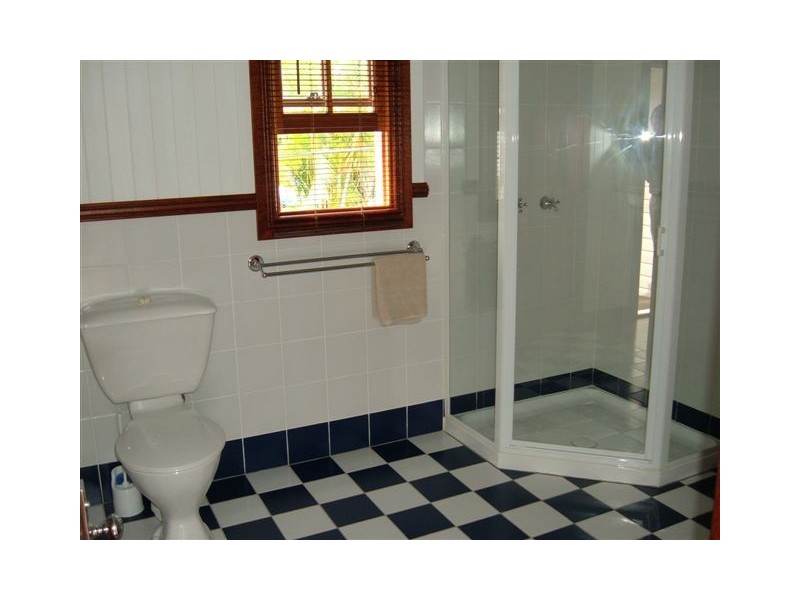 14 Yule St – Island Life House from $300 p/n, Magnetic Island QLD 4819