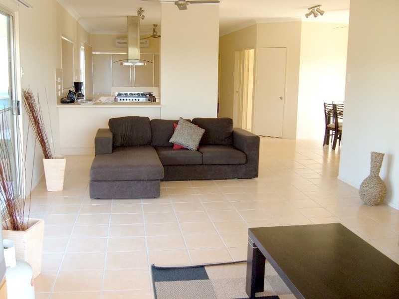 House 2, 102 Gifford St-Bantry Beach Retreat Horseshoe Bay, Magnetic Island QLD 4819