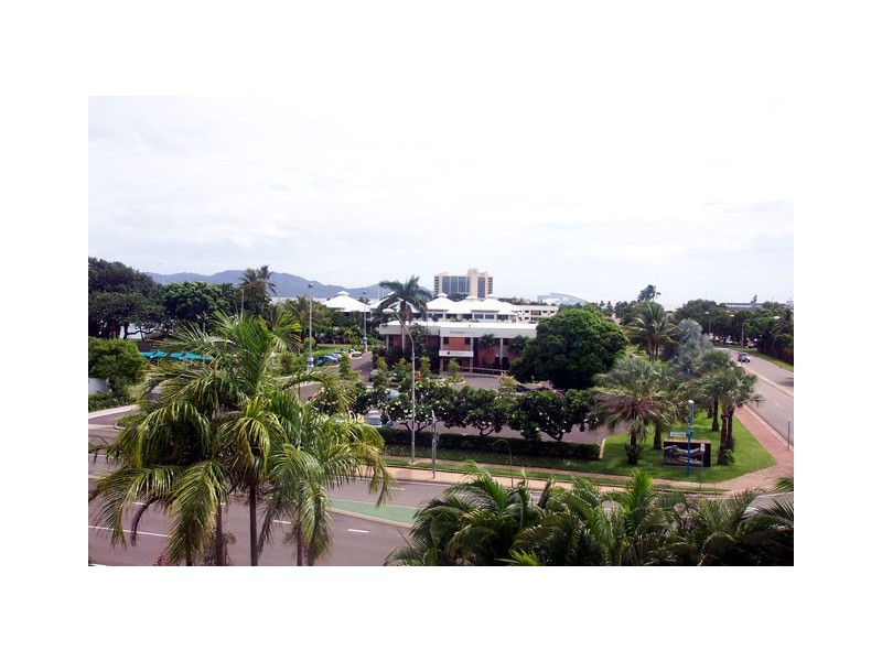 7A/3 The Strand, Townsville City QLD 4810
