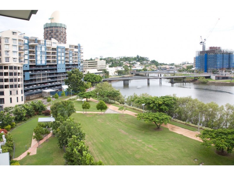 72/11-17 Stanley Street, Townsville City QLD 4810