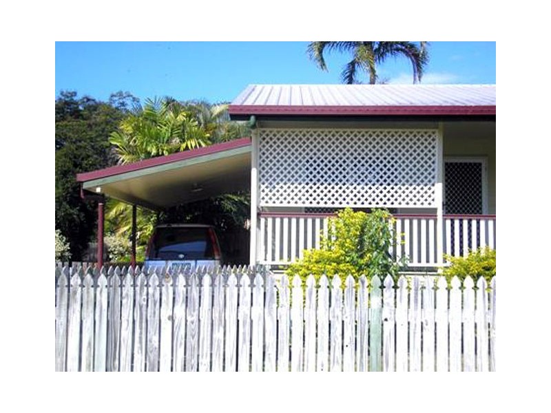 74a Ireland Street, Oonoonba QLD 4811