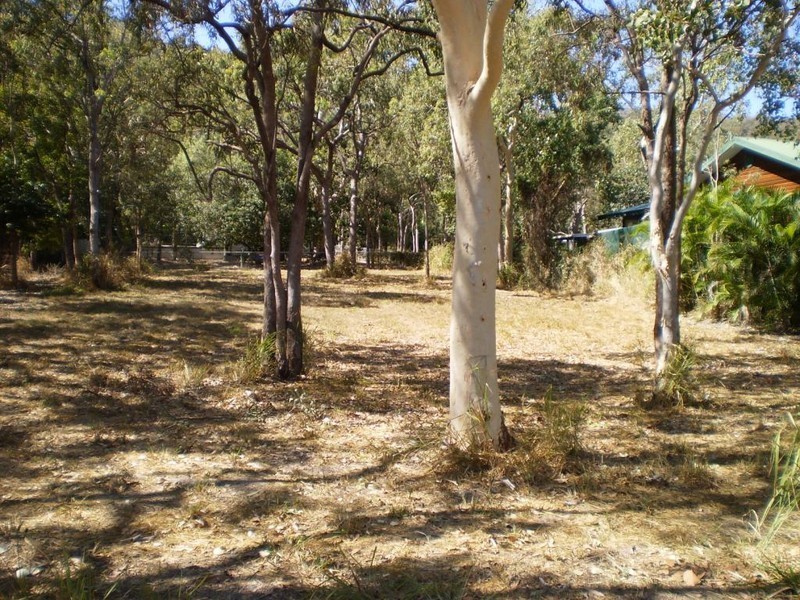 37 Mandalay Ave, Magnetic Island QLD 4819