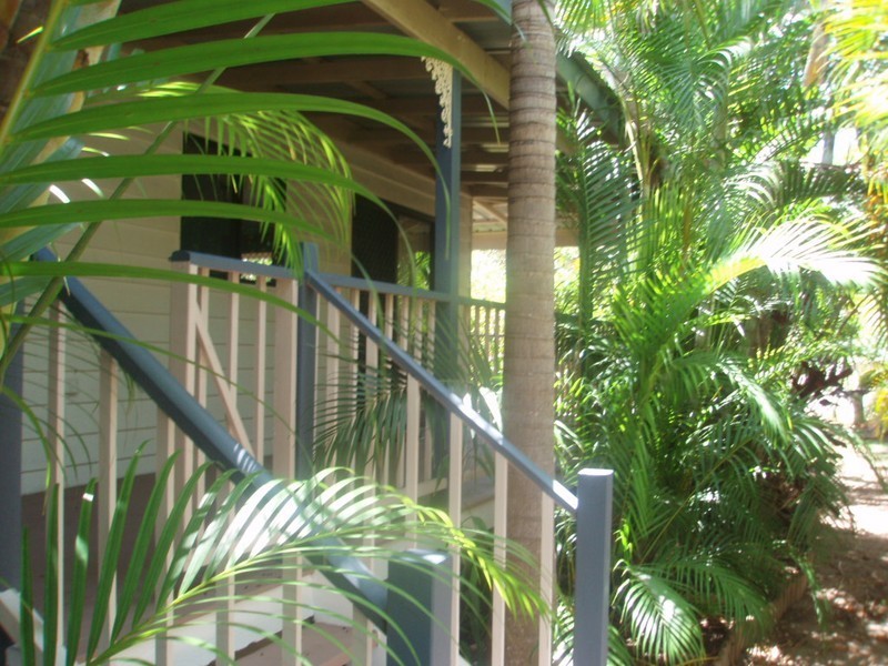 27 Somerset St Horseshoe Bay from $150 p/n, Magnetic Island QLD 4819