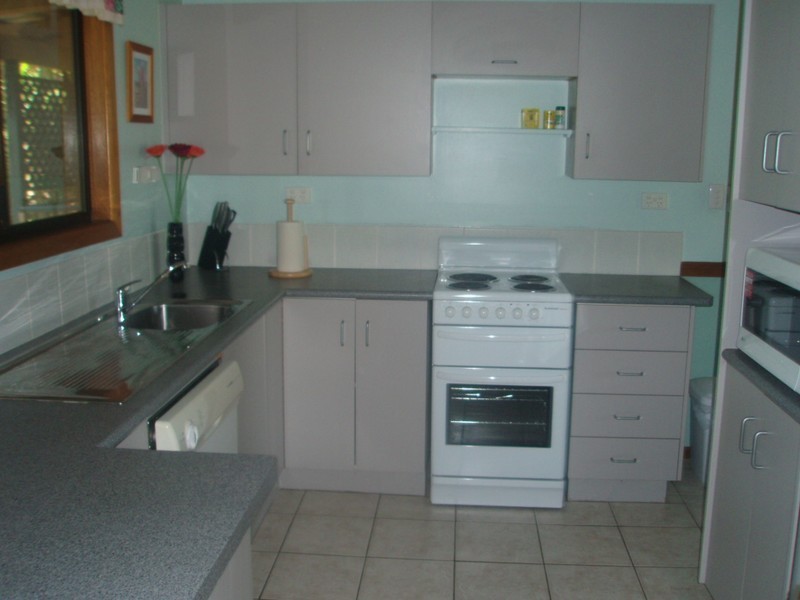 27 Somerset St Horseshoe Bay from $150 p/n, Magnetic Island QLD 4819