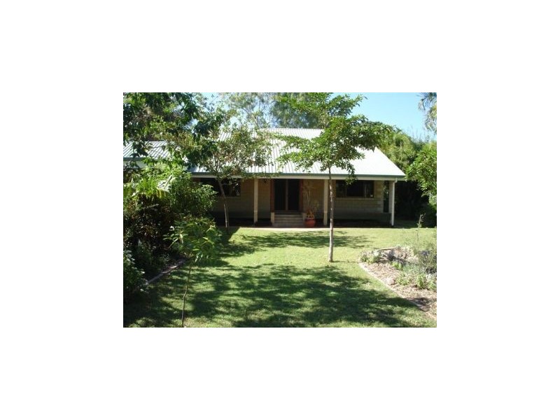 12  Rumbala Court, Bushland Beach QLD 4818