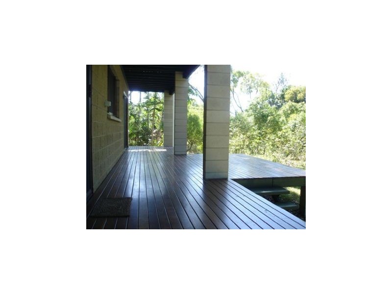 12  Rumbala Court, Bushland Beach QLD 4818