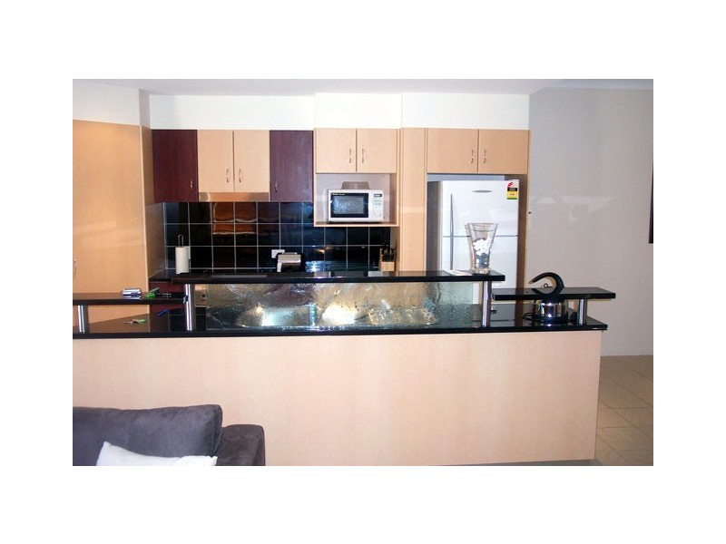 3/122 Eyre Street, North Ward QLD 4810