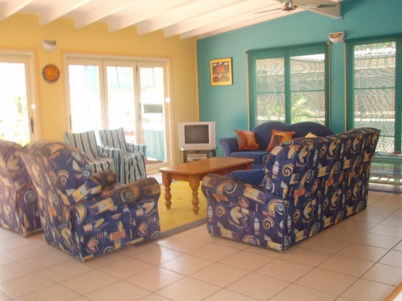 26 The Grove Nelly Bay, Magnetic Island QLD 4819