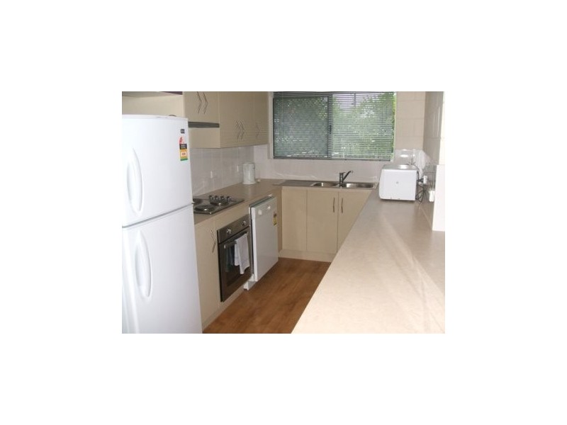 1/70 Eyre Street, North Ward QLD 4810