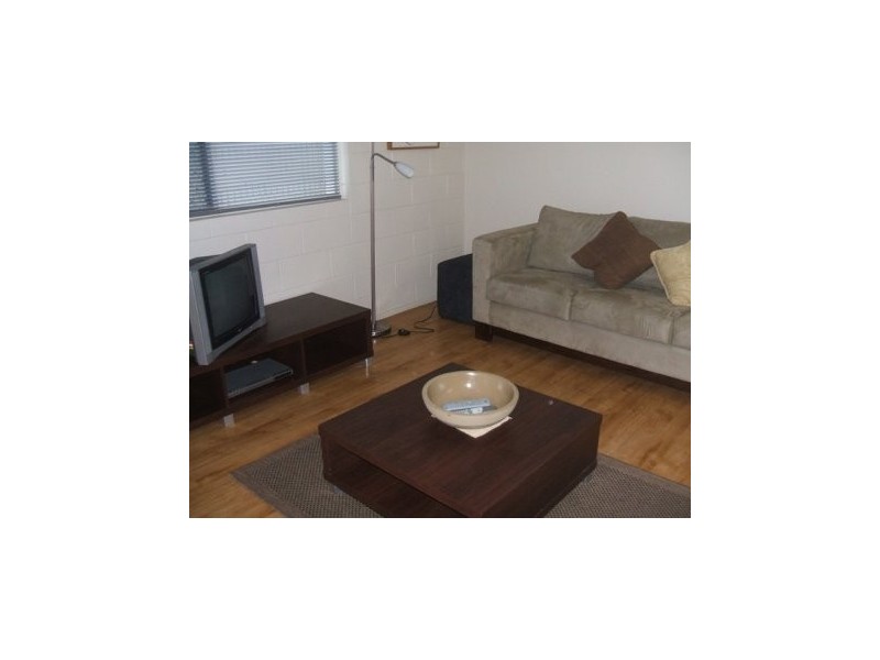 1/70 Eyre Street, North Ward QLD 4810