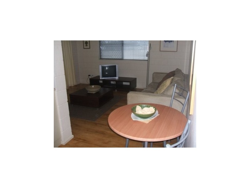 1/70 Eyre Street, North Ward QLD 4810