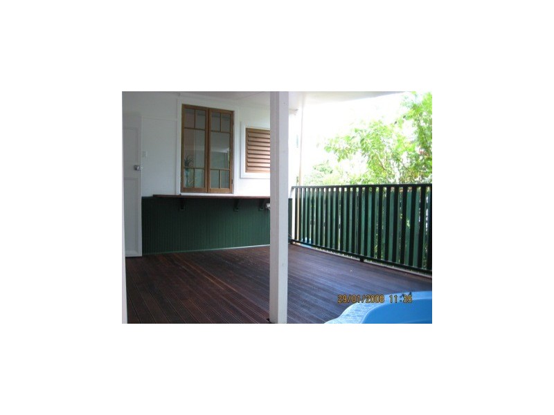 4 Fourth Avenue, South Townsville QLD 4810