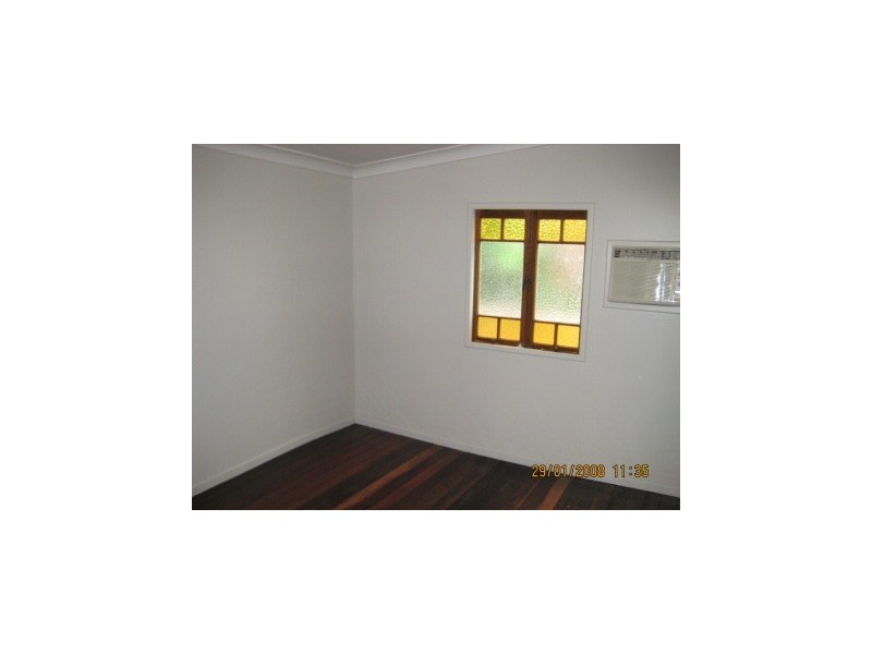 4 Fourth Avenue, South Townsville QLD 4810