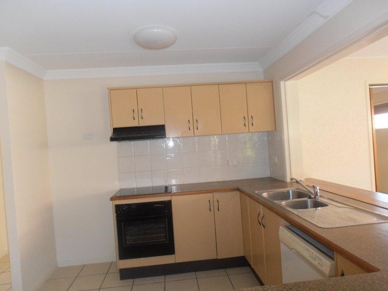 4  Ashburton Place, Douglas QLD 4354