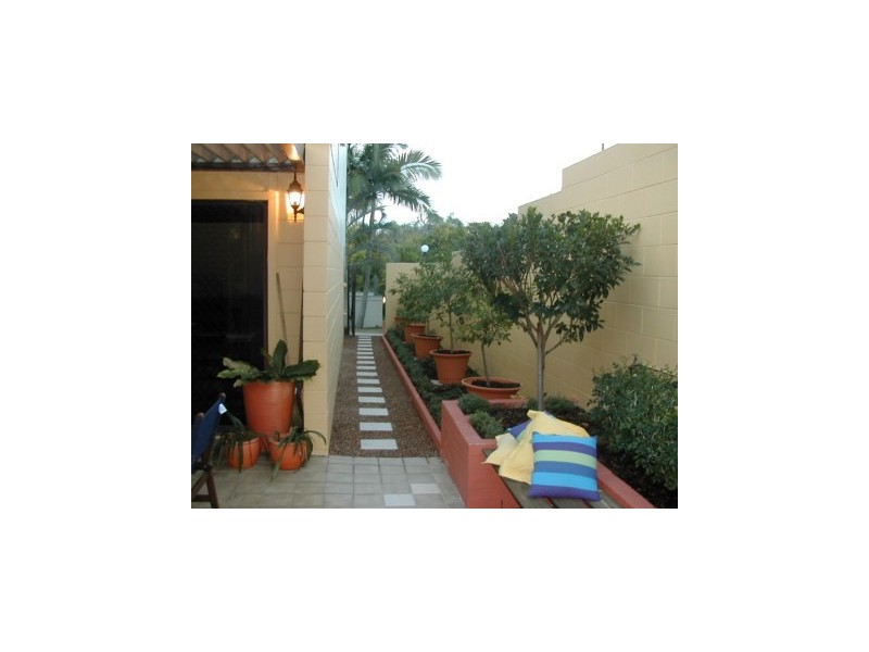 10/57 Alexandra Street, North Ward QLD 4810