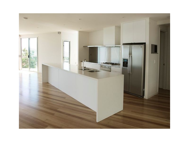 44 Yarrawonga Drive, North Ward QLD 4810